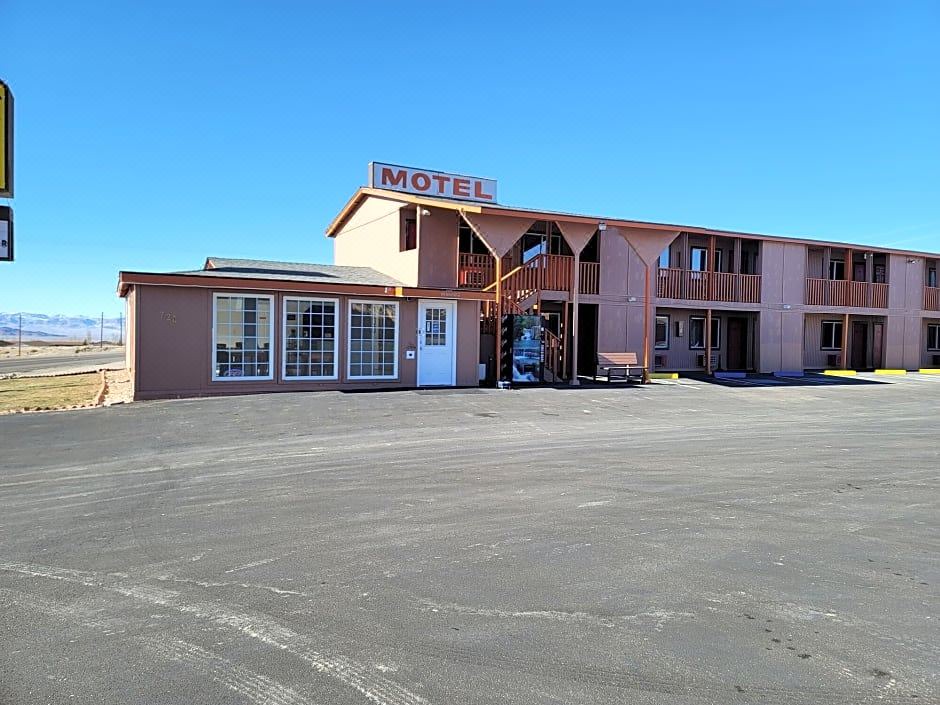 Photo of Buildings in Tonopah