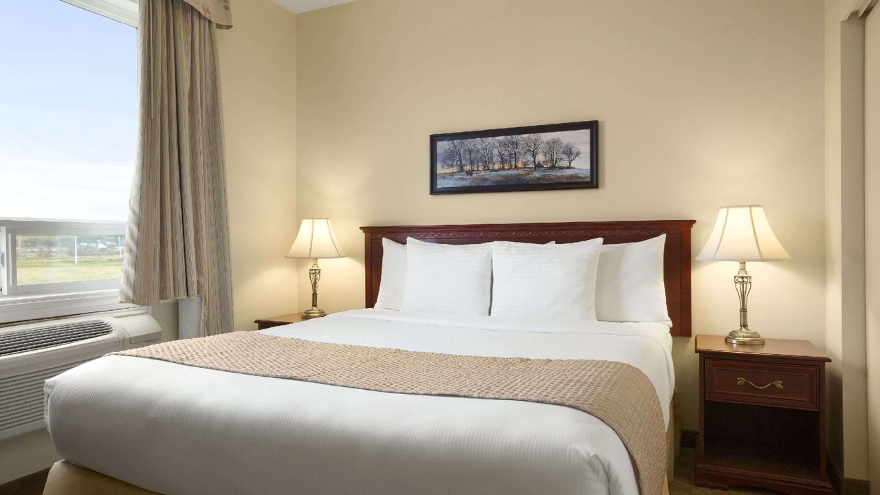 Photo of Bedroom in Dawson Creek