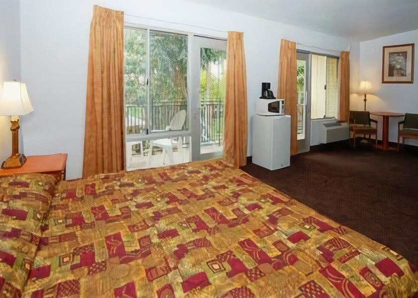 Photo of Bedroom in Oakland