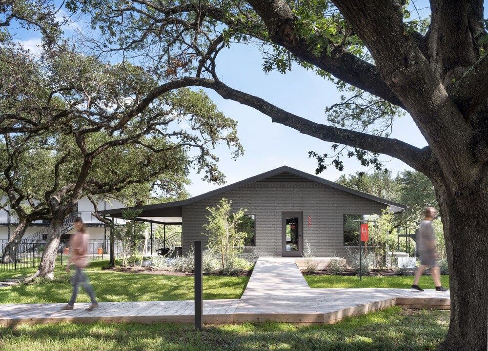 Photo of Buildings in Round Rock Original Plat