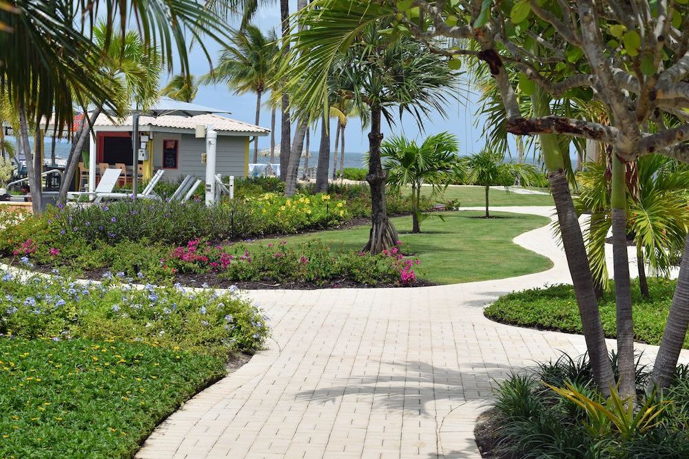 Photo of Buildings in Crystal Harbour
