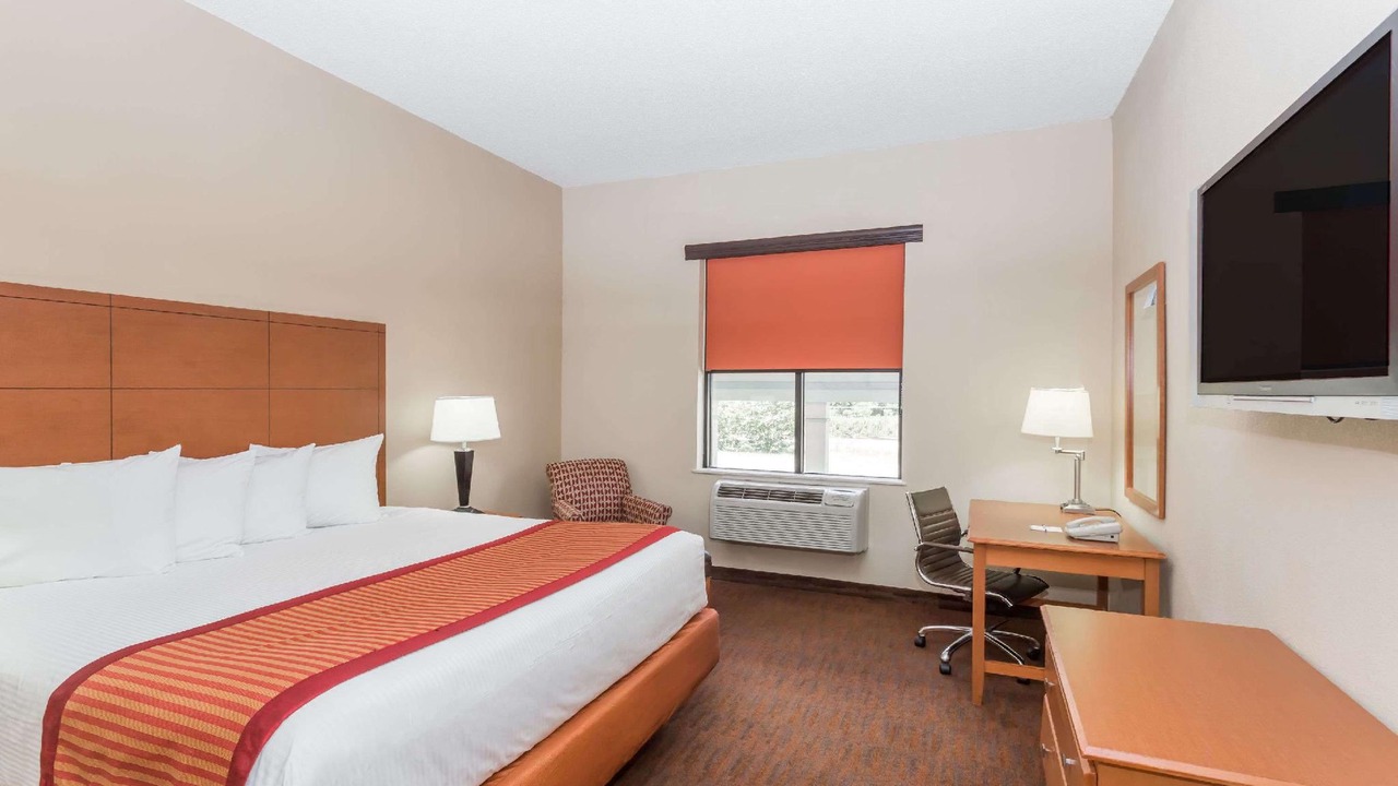 Photo of Bedroom in Garden City