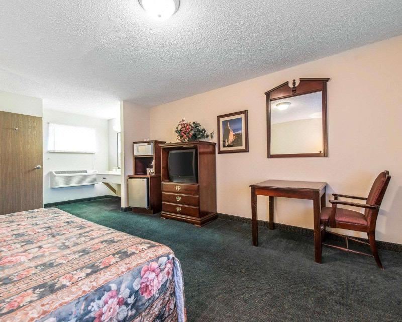 Photo of Bedroom in Manitou Springs