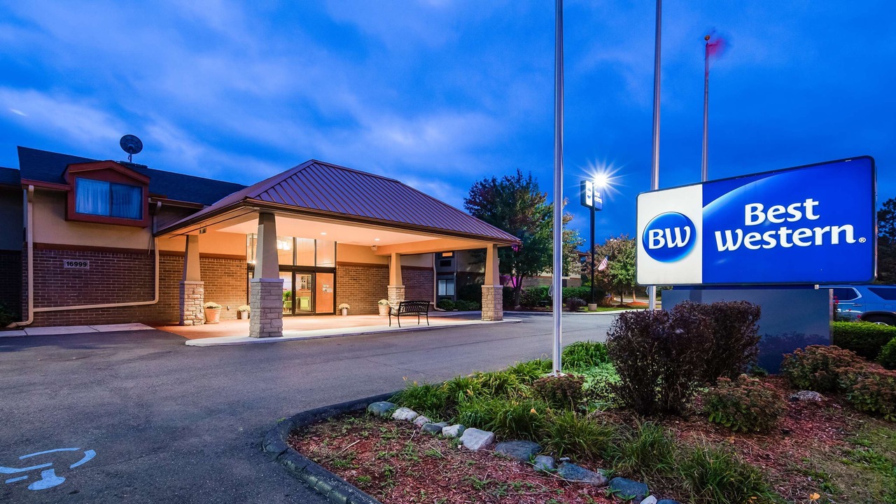 Photo of Buildings in Livonia