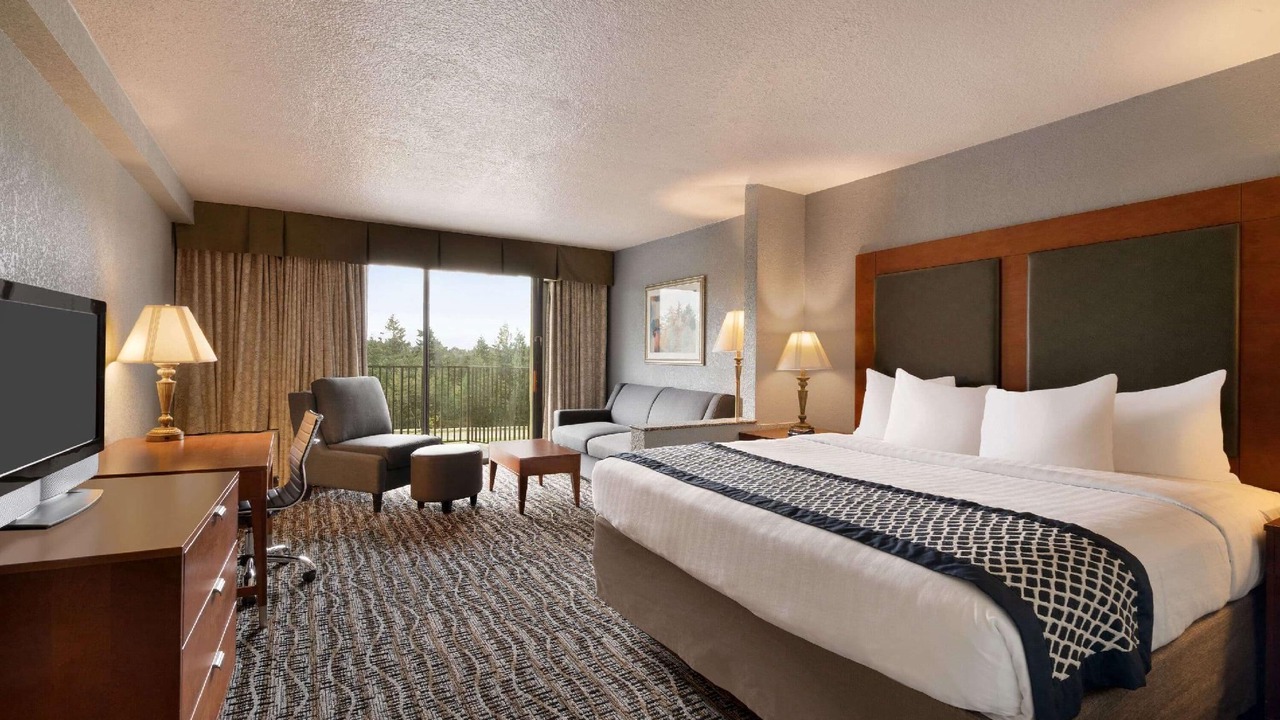 Photo of Bedroom in West Hills