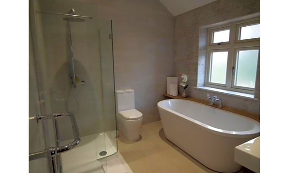 Photo of Bathroom in Eversley