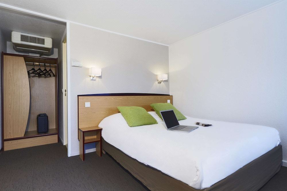 Photo of Bedroom in Gonesse