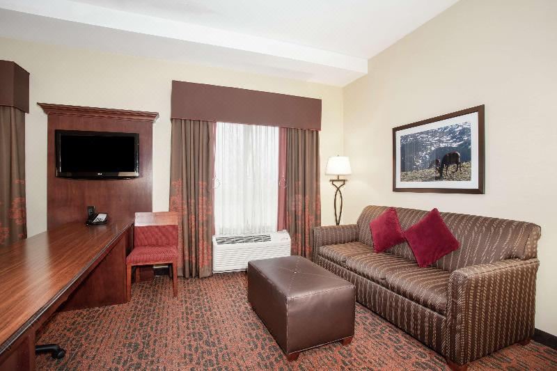Photo of Livingroom in Lone Tree