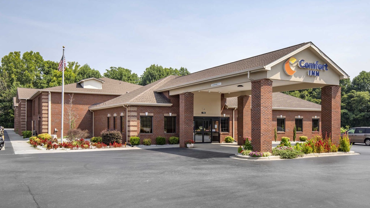 Photo of Buildings in Marion