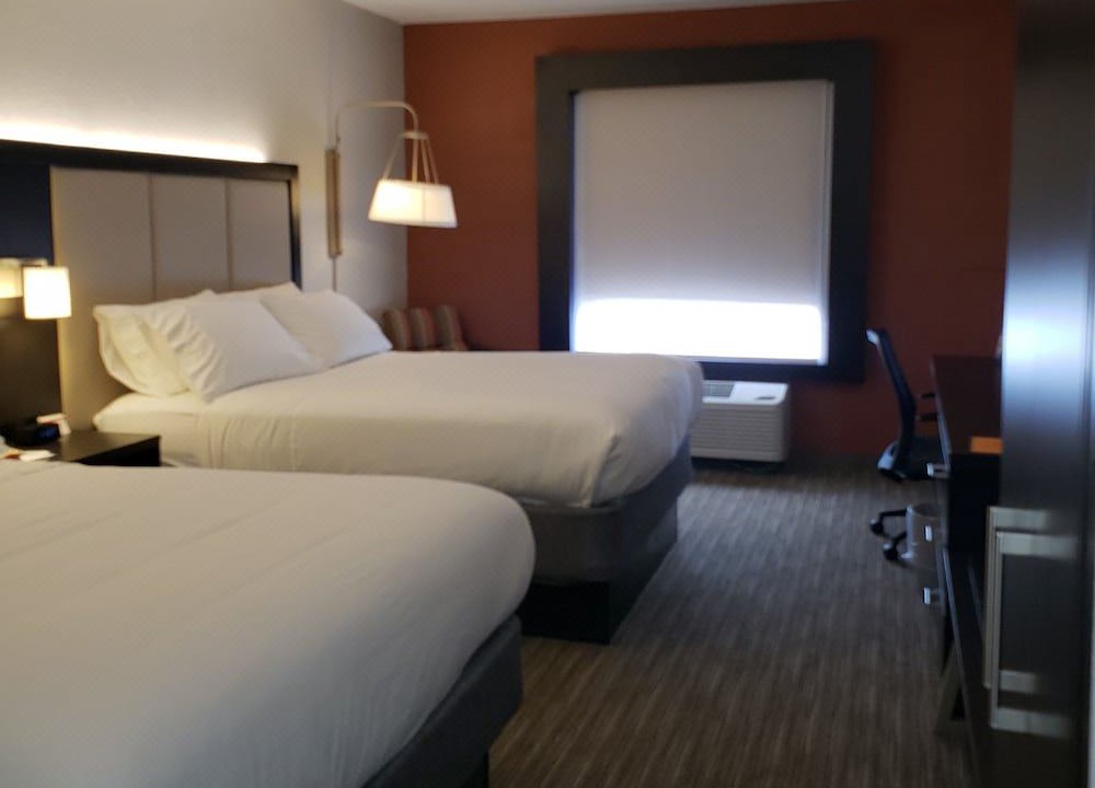 Photo of Bedroom in Okeechobee