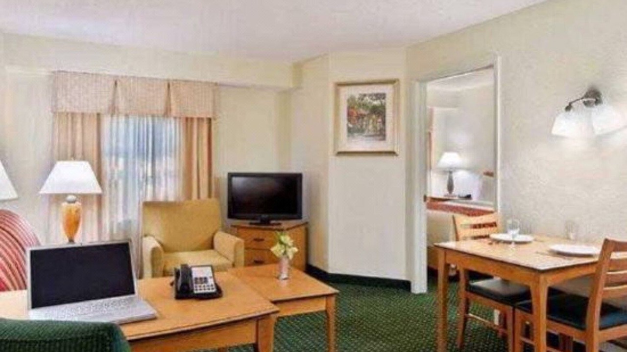 Photo of Livingroom in Novi