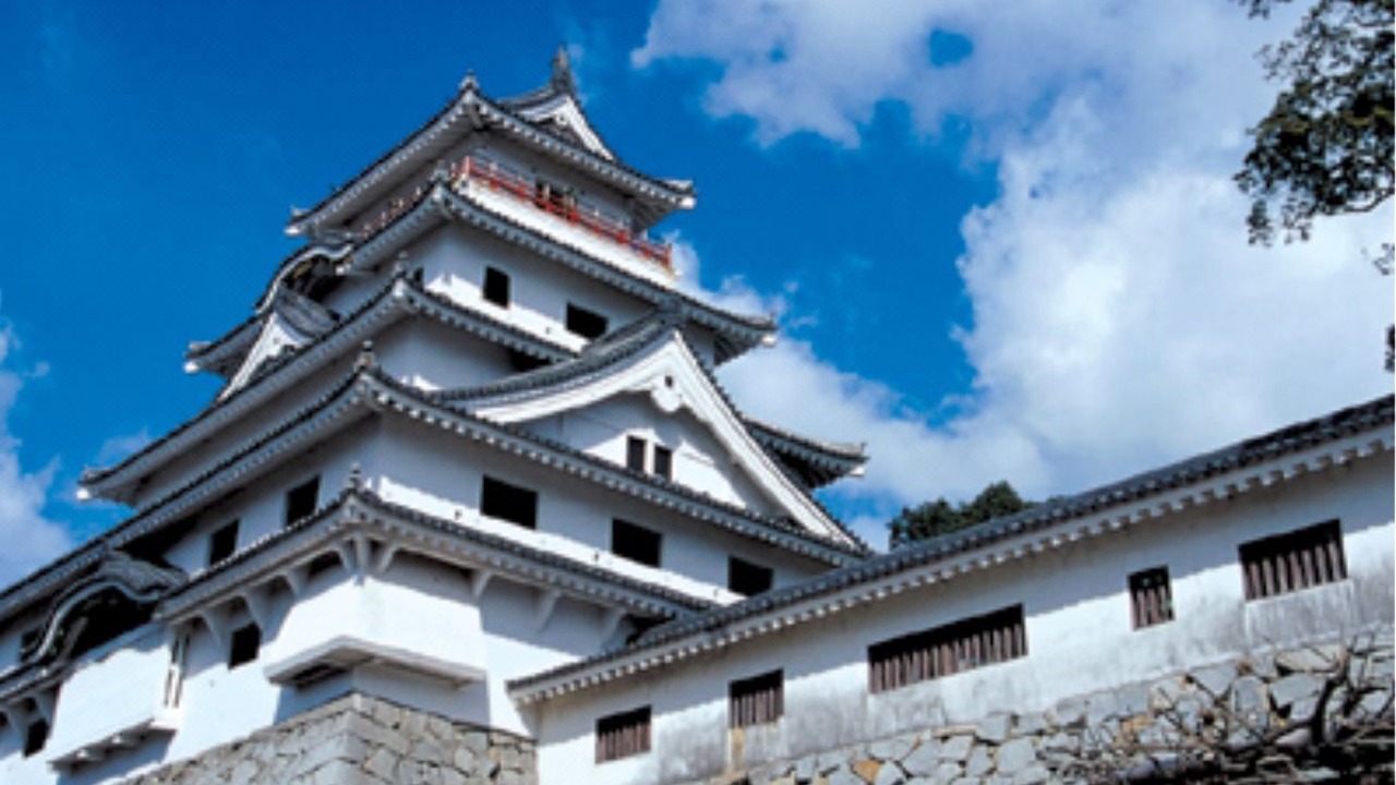 Photo of Buildings in Hamasaki