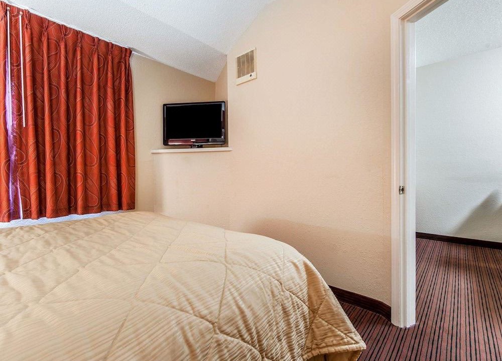 Photo of Bedroom in Alcoa