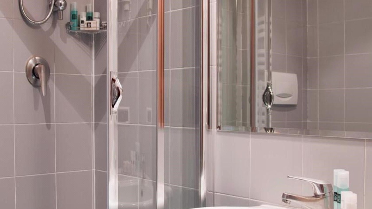 Photo of Bathroom in Trionfale