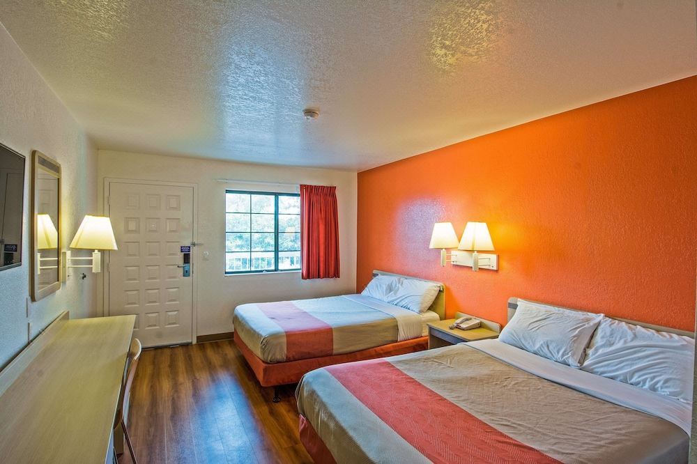 Photo of Bedroom in Redding