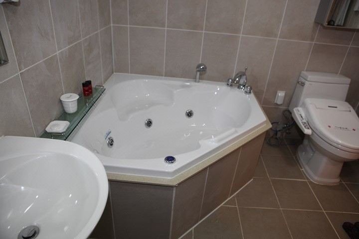 Photo of Bathroom in Samho