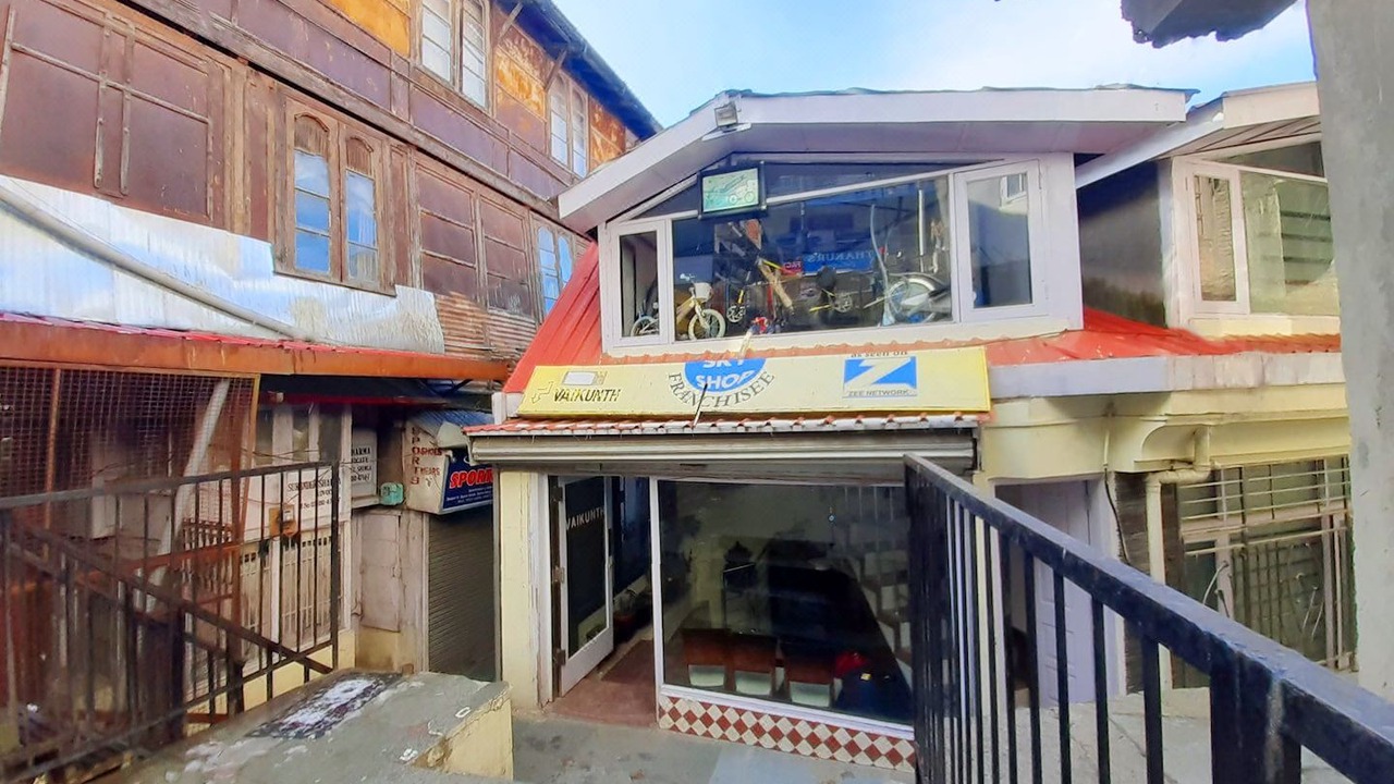 Photo of Buildings in Bemloi