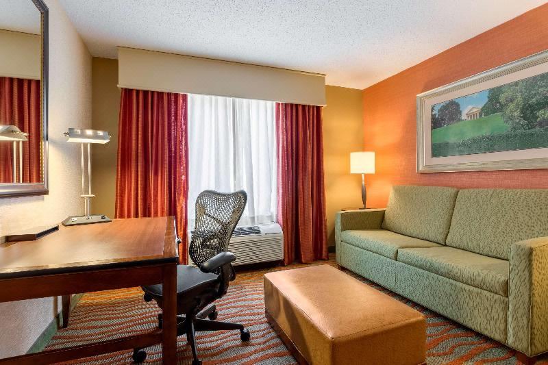 Photo of Livingroom in Radnor - Fort Myer Heights