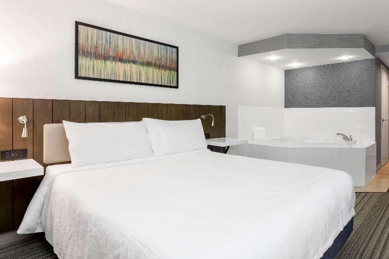 Photo of Bedroom in Reno/Tahoe Airport