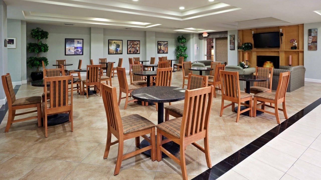 Photo of Livingroom in Nut Tree