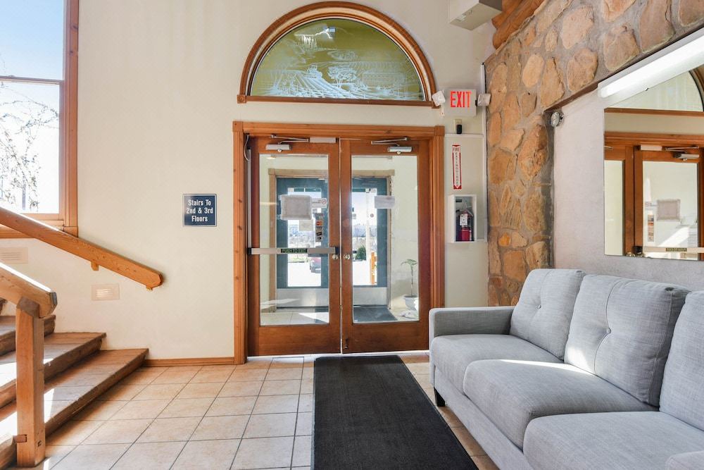 Photo of Livingroom in Quad Cities