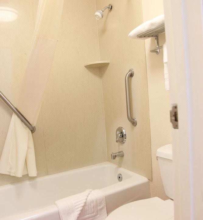 Photo of Bathroom in Sunset Junction
