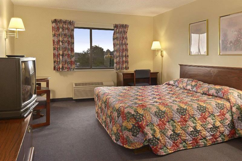 Photo of Bedroom in Mount Sterling