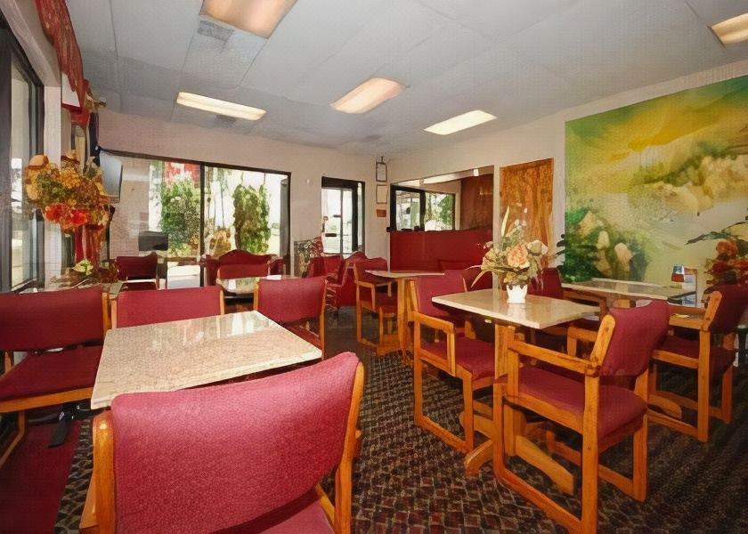 Photo of Livingroom in Kenly