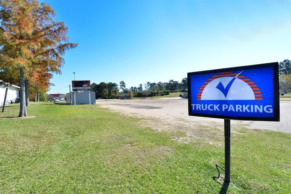 Photo of Buildings in Brookhaven