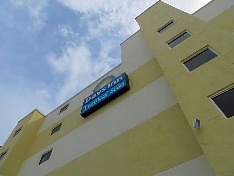 Photo of Buildings in Van Valzah