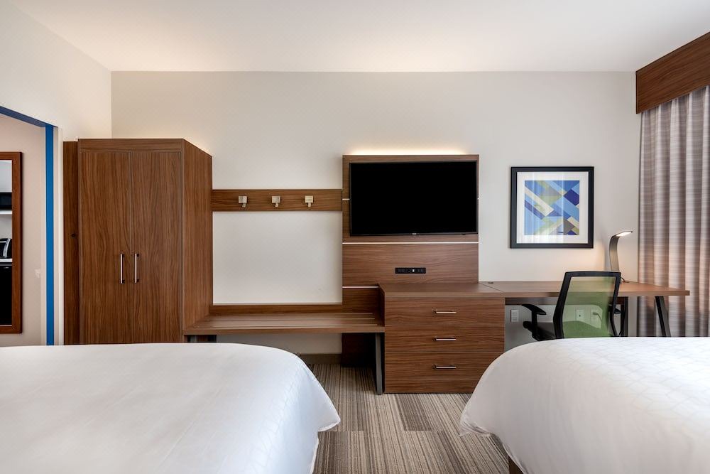 Photo of Bedroom in Lyon Street