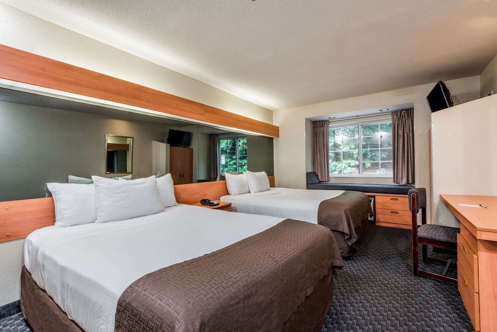 Photo of Bedroom in Bethel