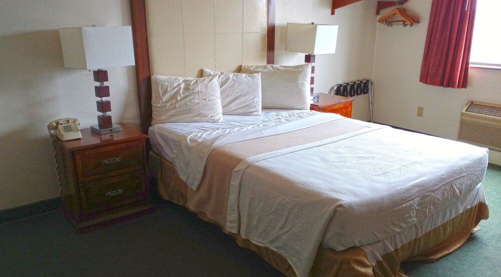 Photo of Bedroom in Zumbrota