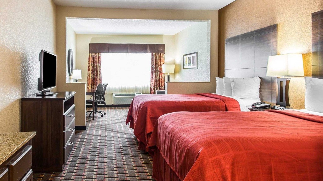 Photo of Bedroom in Hickory