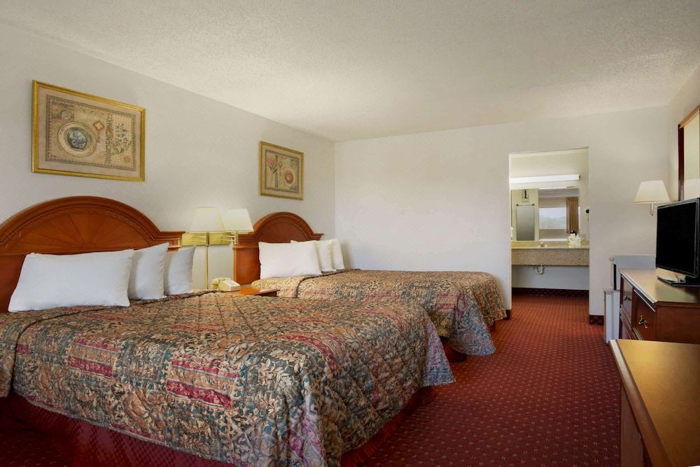 Photo of Bedroom in Huntington