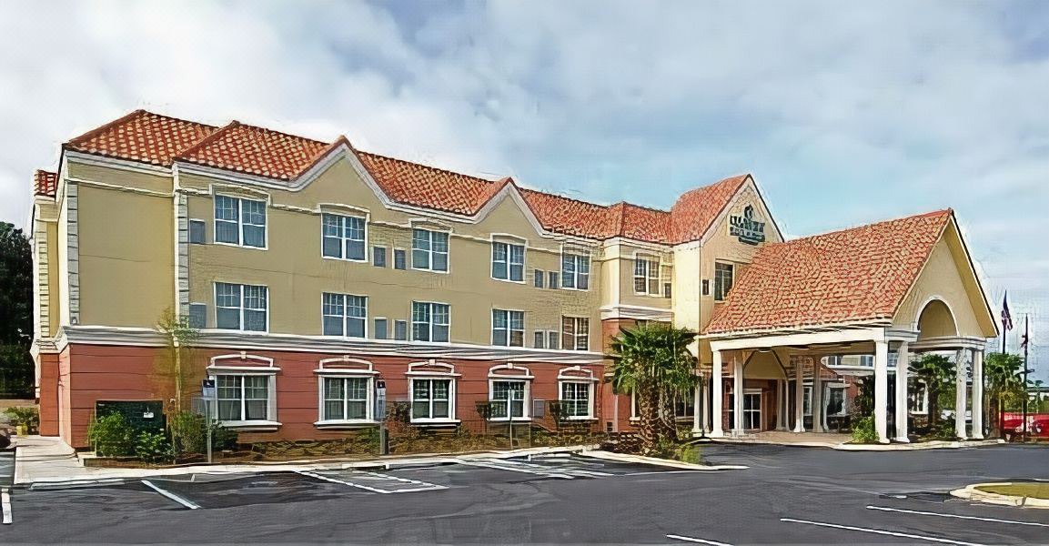 Photo of Buildings in Crestview