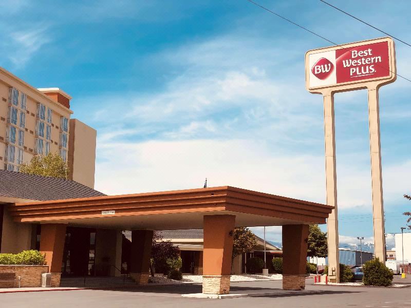 Photo of Buildings in Sparks