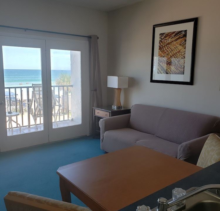 Photo of Livingroom in Ocean View Halifax Estates