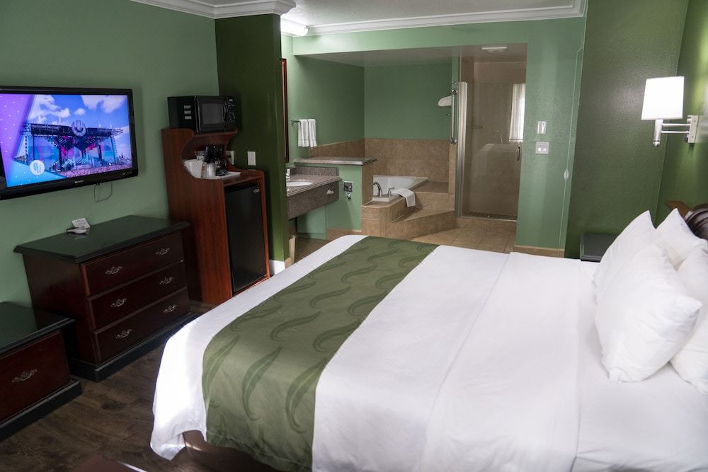 Photo of Bedroom in Hemet