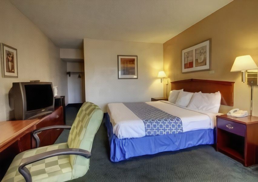 Photo of Bedroom in Evansville