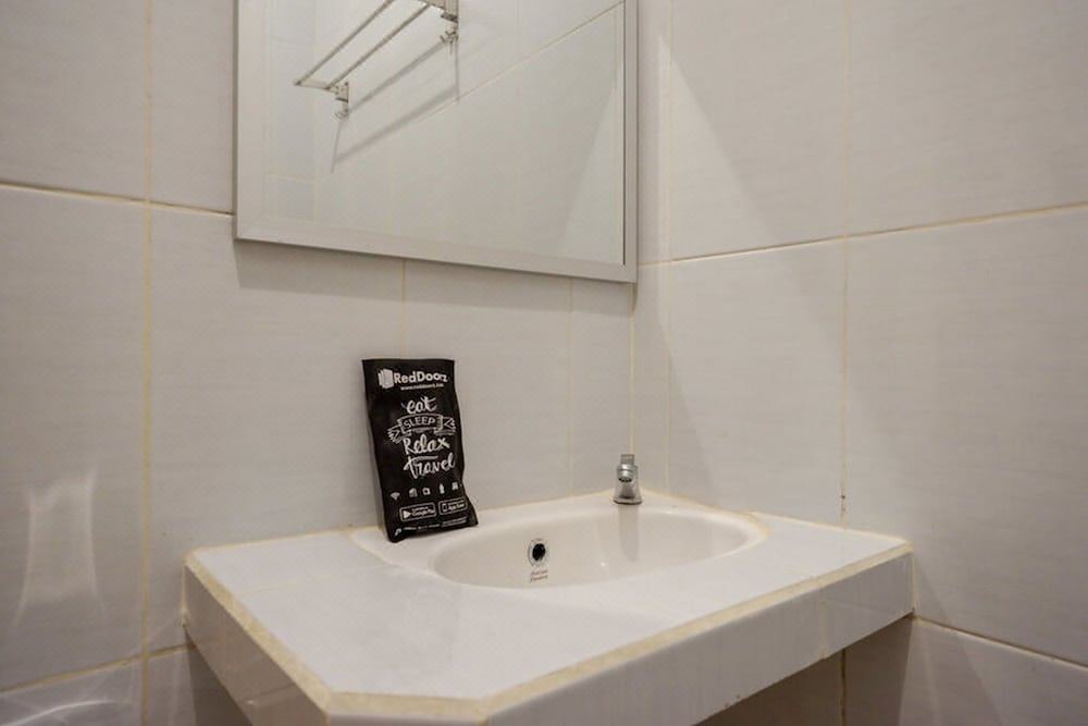 Photo of Bathroom in Makassar