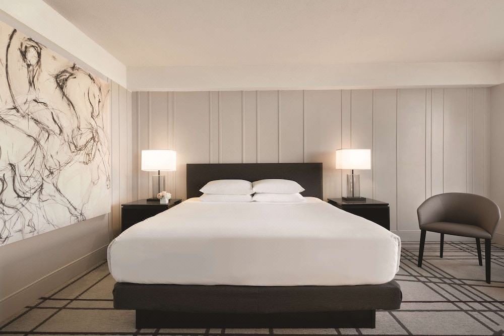 Photo of Bedroom in Downtown Louisville