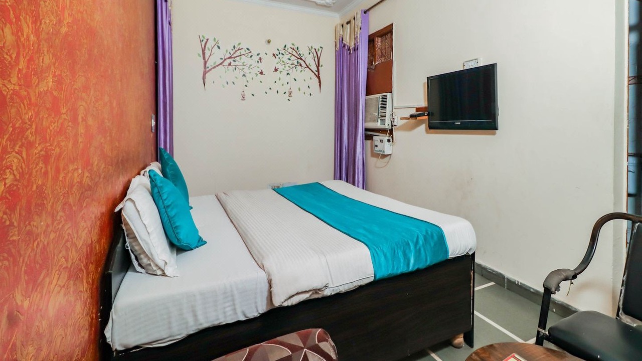 Photo of Bedroom in Sector 45
