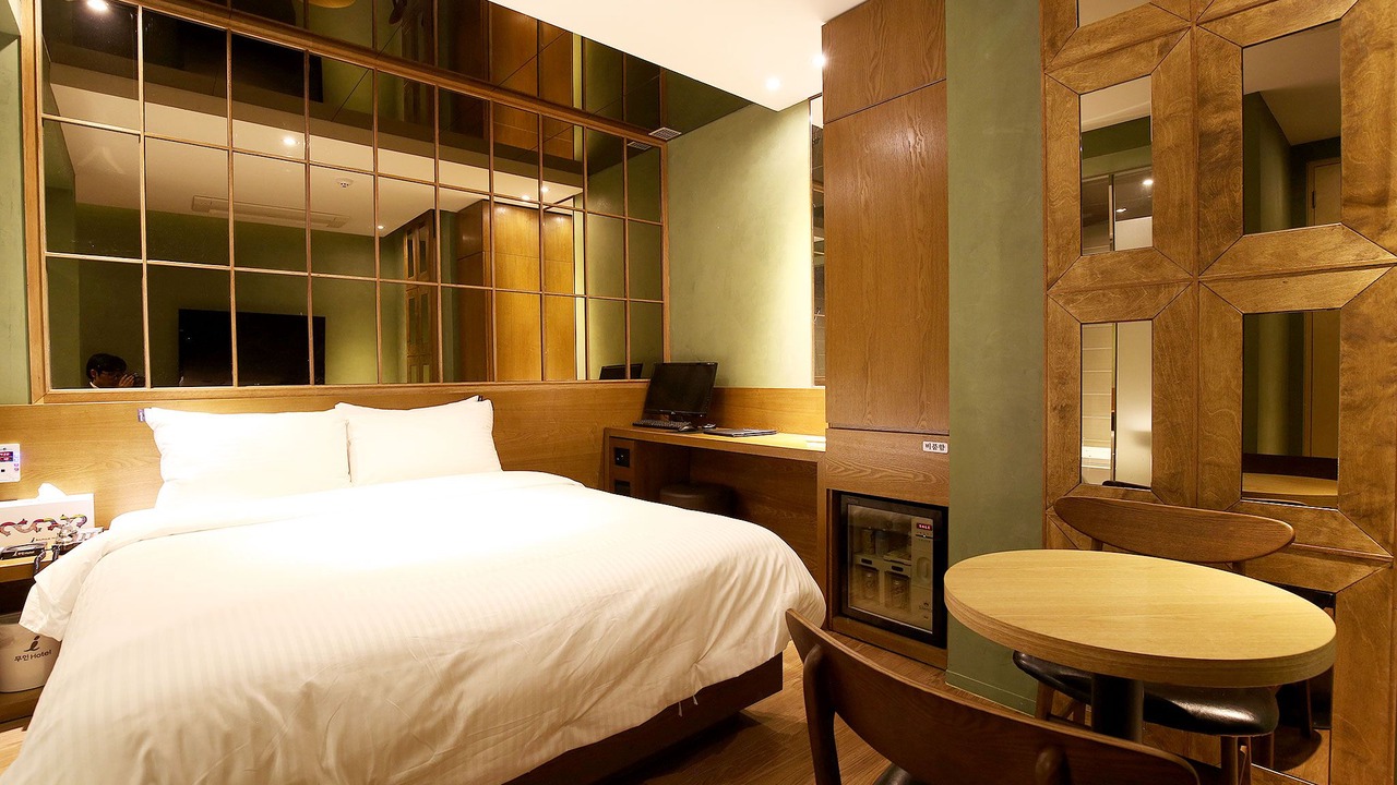 Photo of Bedroom in Bongmyeong-dong