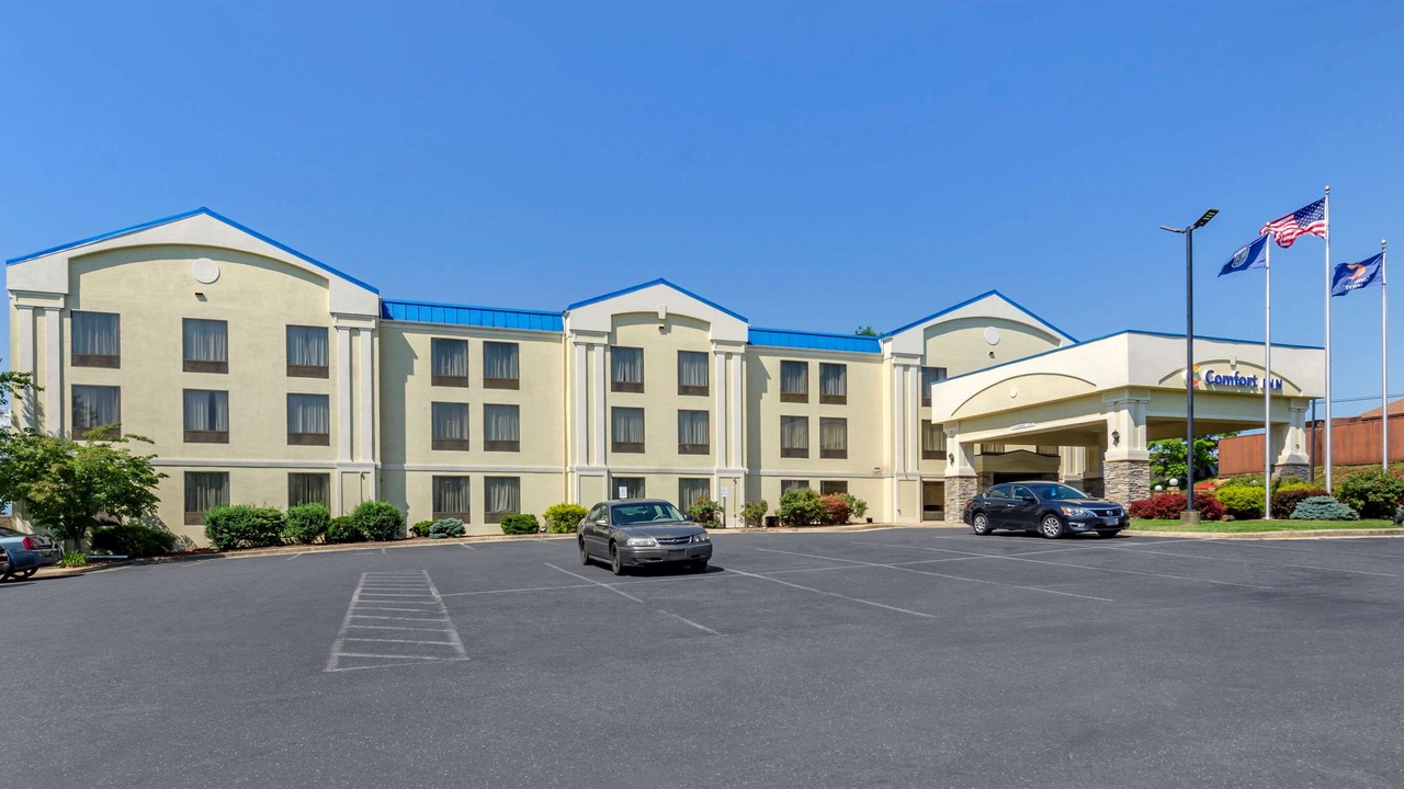 Photo of Buildings in Waynesboro