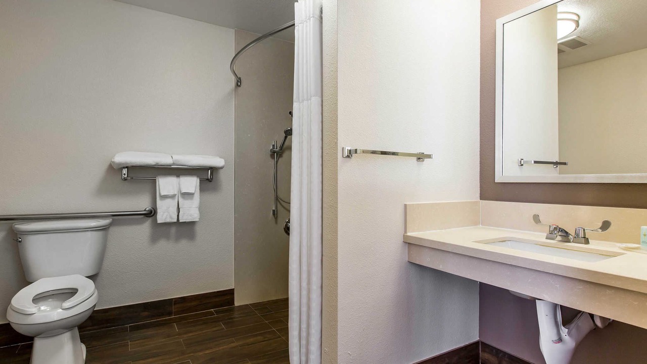 Photo of Bathroom in Sunset Junction