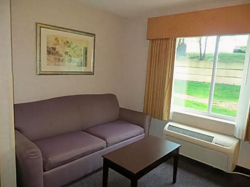 Photo of Livingroom in Gurnee