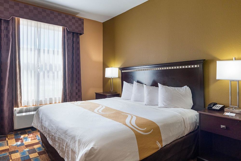 Photo of Bedroom in Kyle