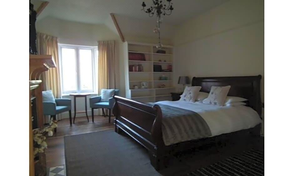 Photo of Bedroom in Eversley