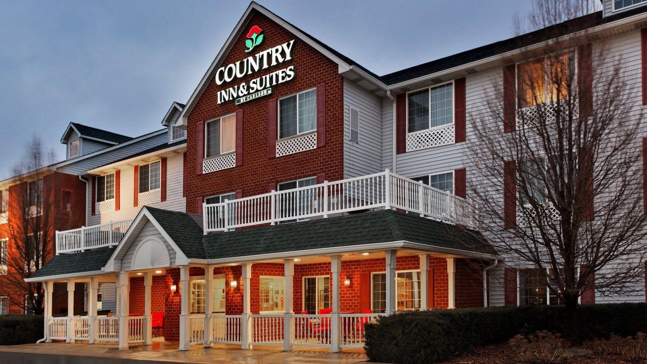 Photo of Buildings in Manteno